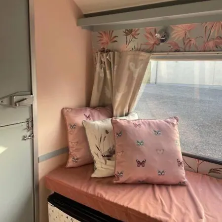Holiday home Molly The Vintage Caravan.